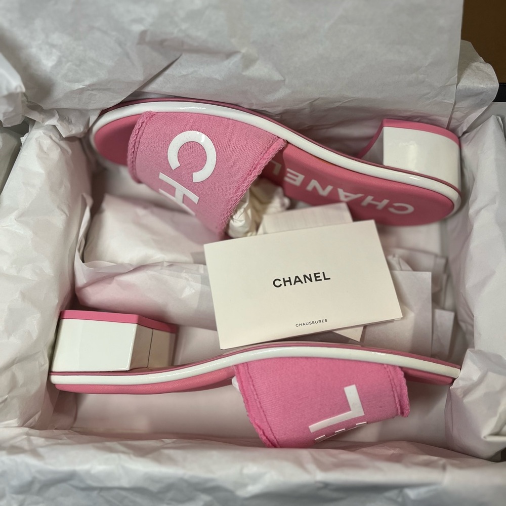 CHANEL Pink and White Logo Slide Sandals